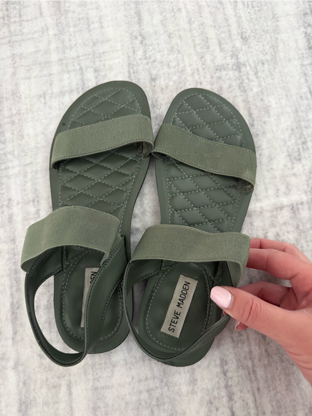 Steve Madden Olive Quilted Strap Sandals